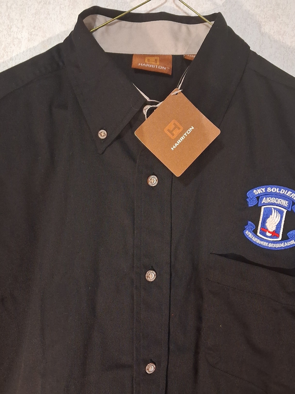 Harriton button-up shirt With embroidered "Sky Soldiers Airborne" Patch. Size L.